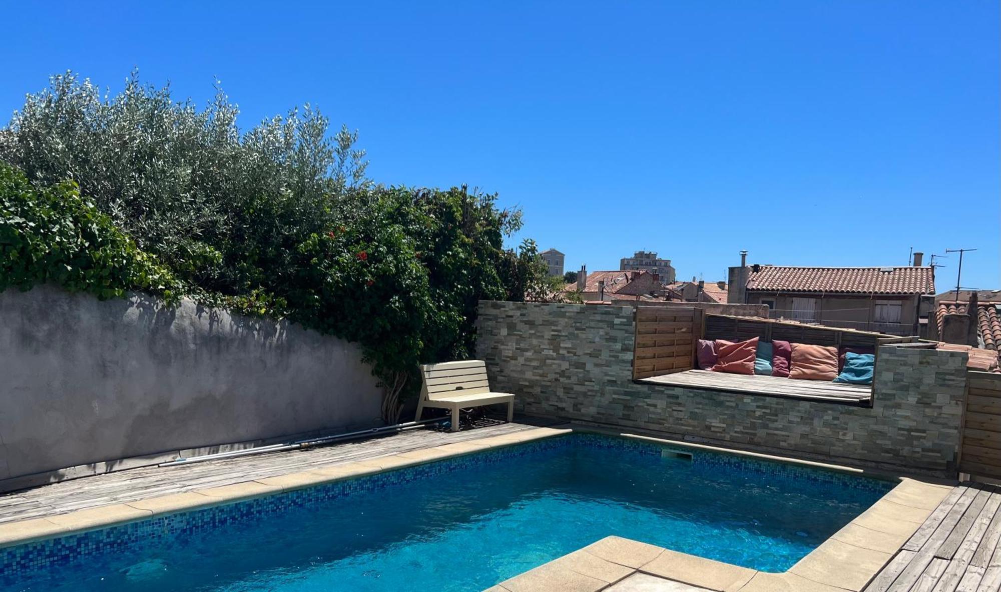 Pour 4 Face à La Piscine Appartement *